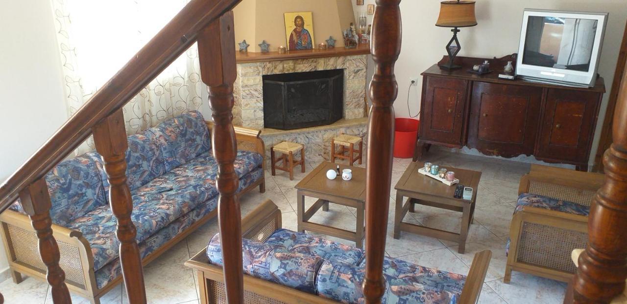 Toulas House Elíka Zewnętrze zdjęcie